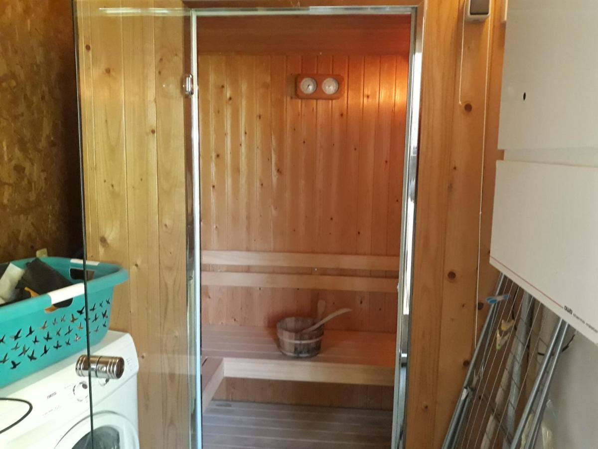 Huisje Earrebarre Tzummarum Exteriör bild